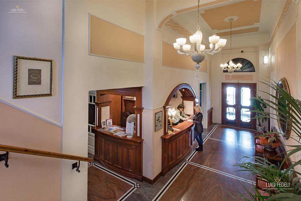 Hotel Progresso Сан-Бенедетто-дель-Тронто Екстер'єр фото