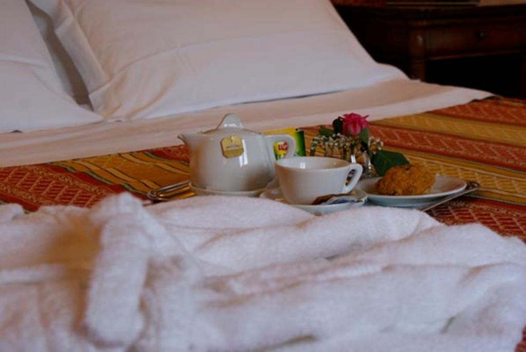 Hotel Progresso Сан-Бенедетто-дель-Тронто Екстер'єр фото